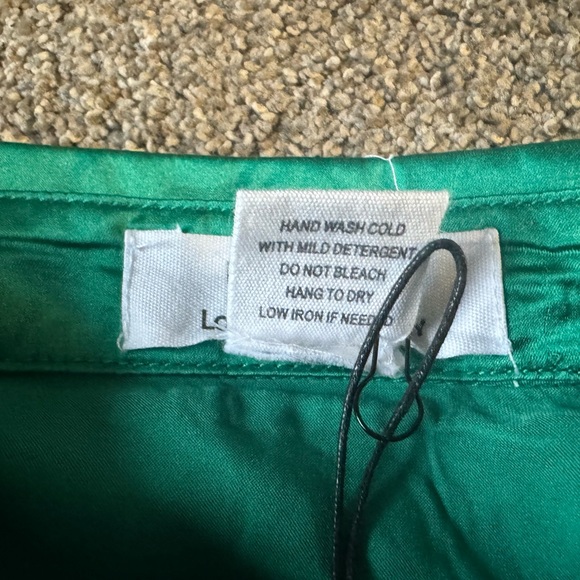 L.I.F.E. Luxurious Spliced Faux Feather Party Silky Blouse L💚New with Tags Prom - Picture 13 of 13